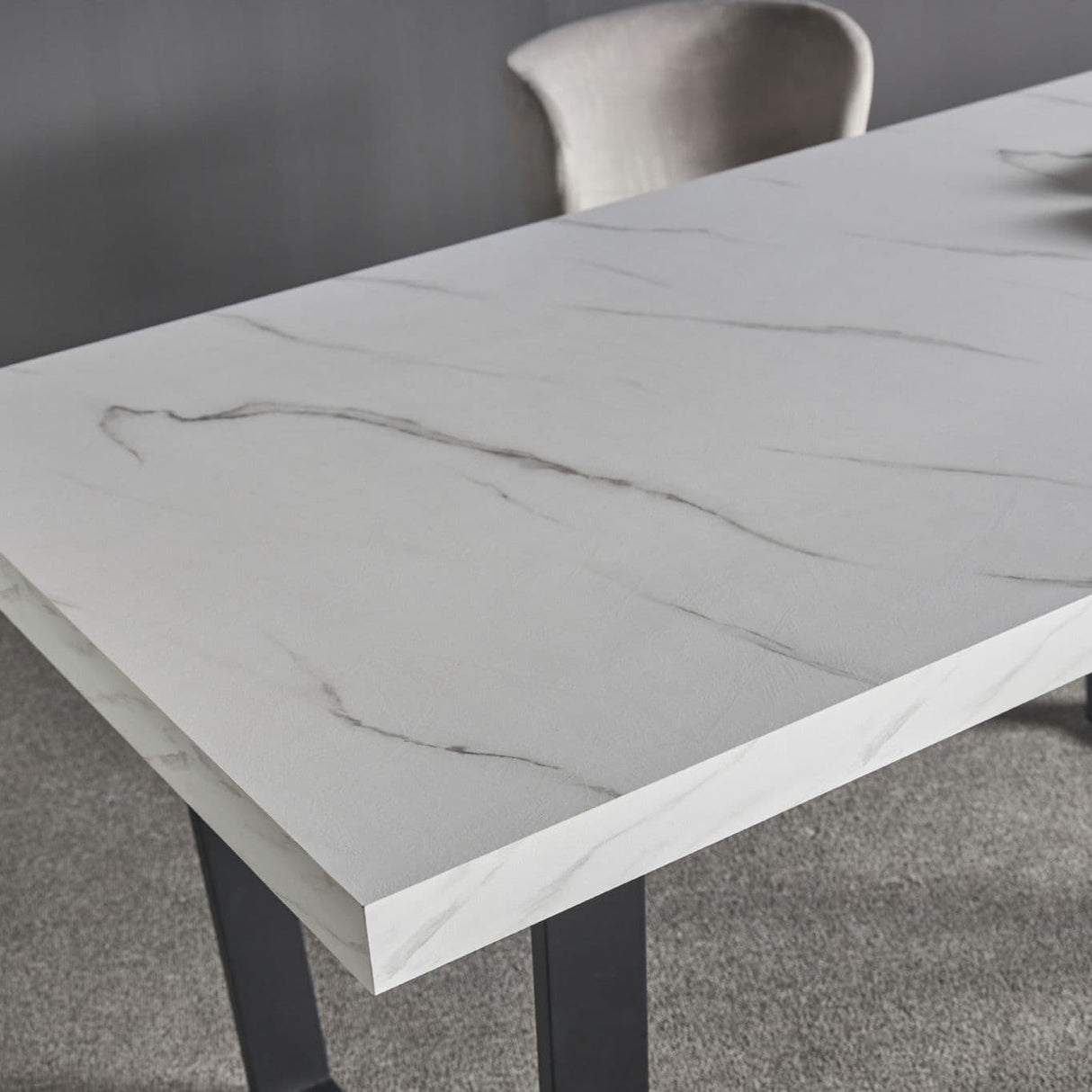 Arturo Dining Table